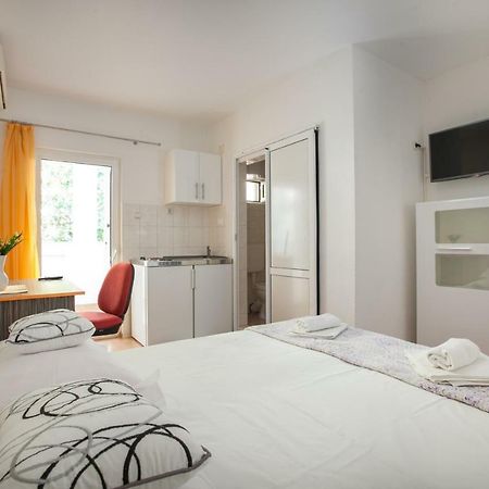 Apartments Klara มาคาร์สกา ภายนอก รูปภาพ