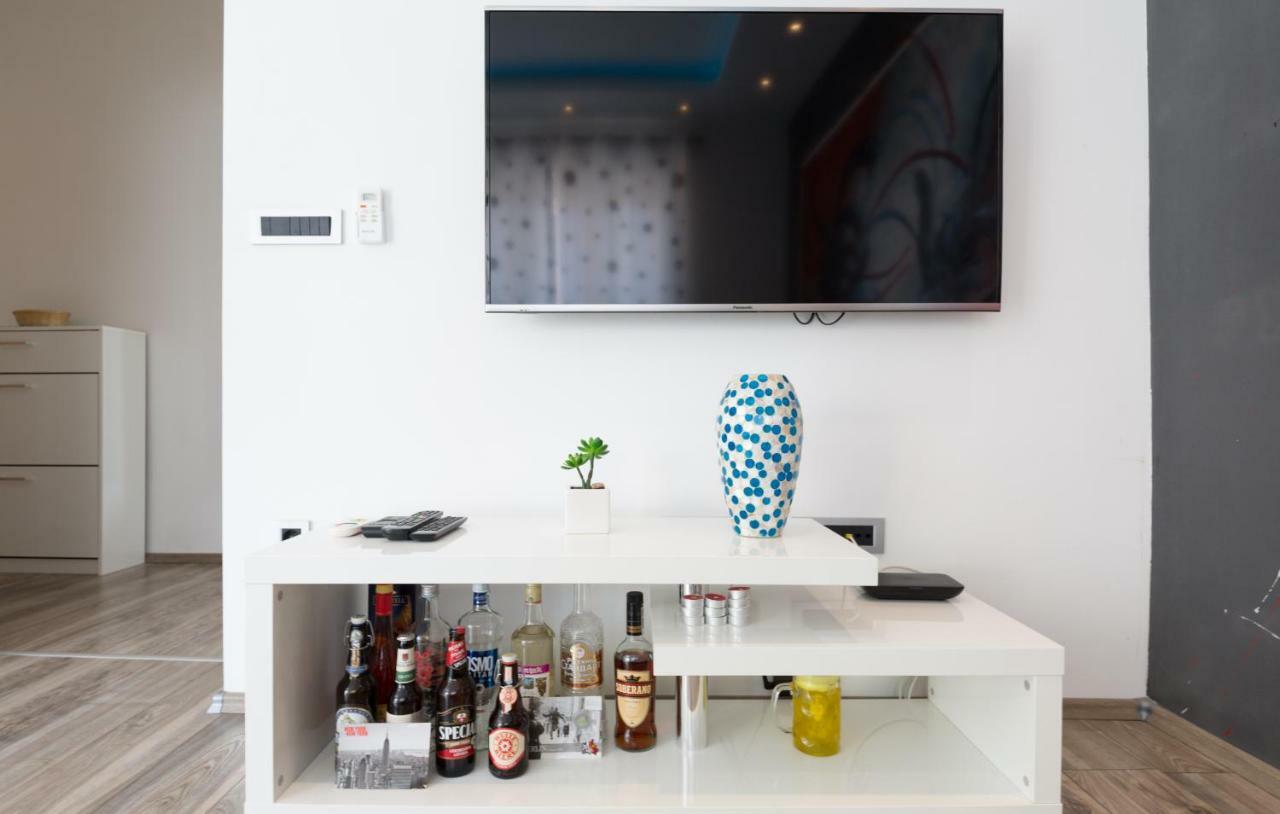Apartments Klara มาคาร์สกา ภายนอก รูปภาพ